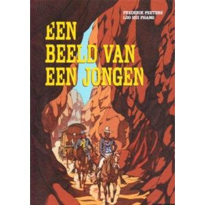 BEELD VAN EEN JONGEN